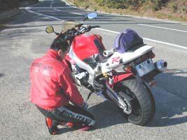 �]�|����F�B�e�E�ɓ���